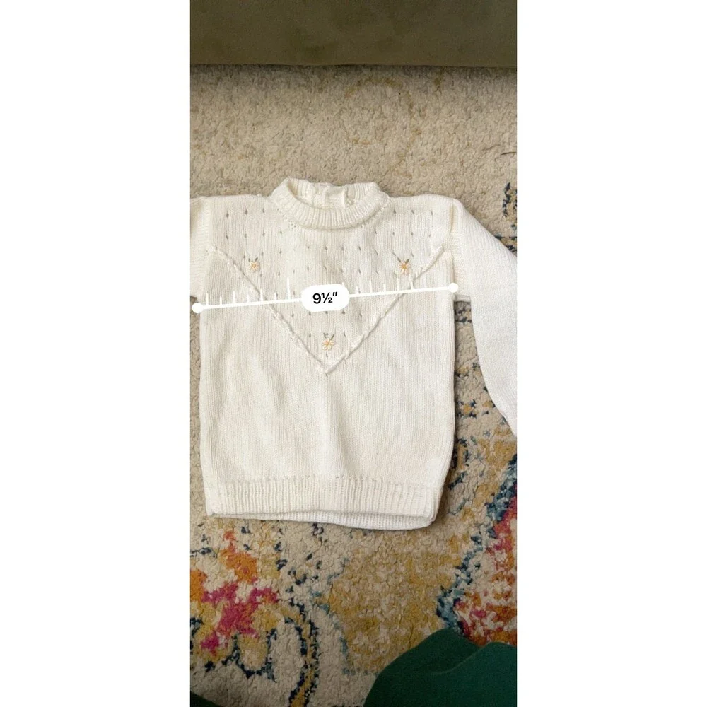 Vintage daisy sweater