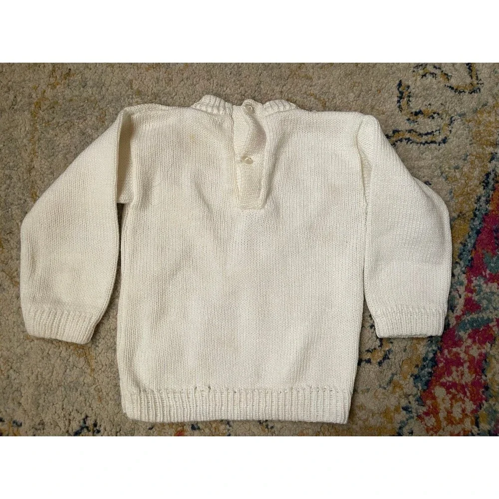 Vintage daisy sweater