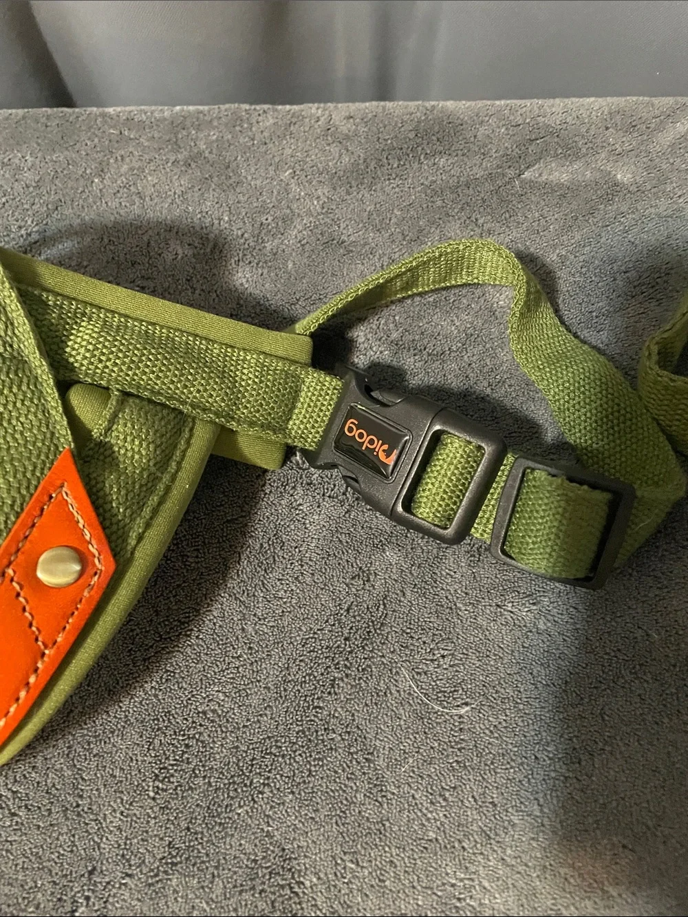 idog durable olive