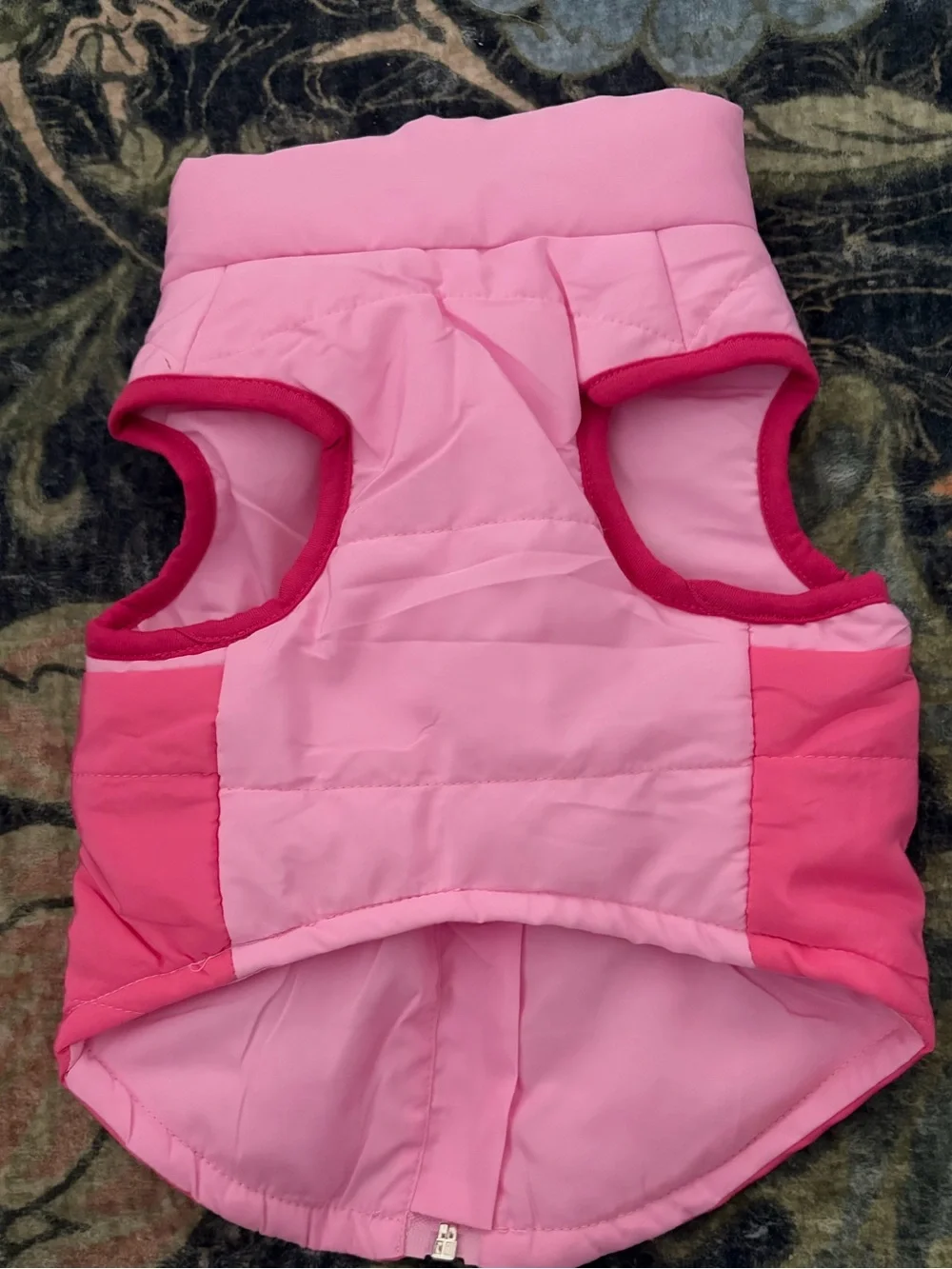 NWT Dog Puffer Vest Harness Coat