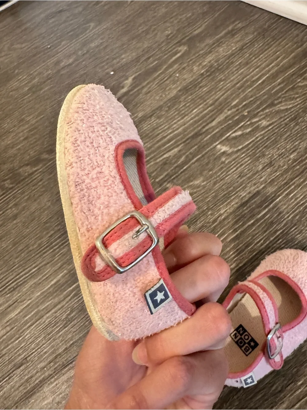 Bonton soft pink
