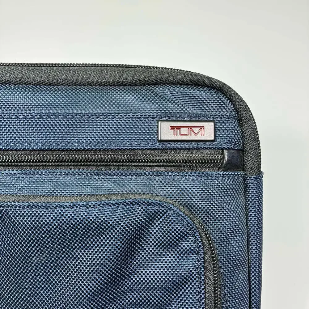 Tumi pre owned