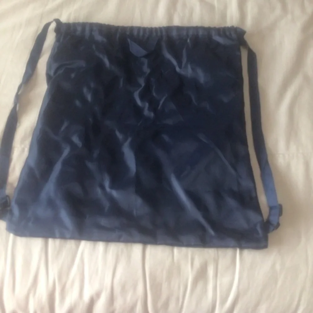 N/A sketchers bag