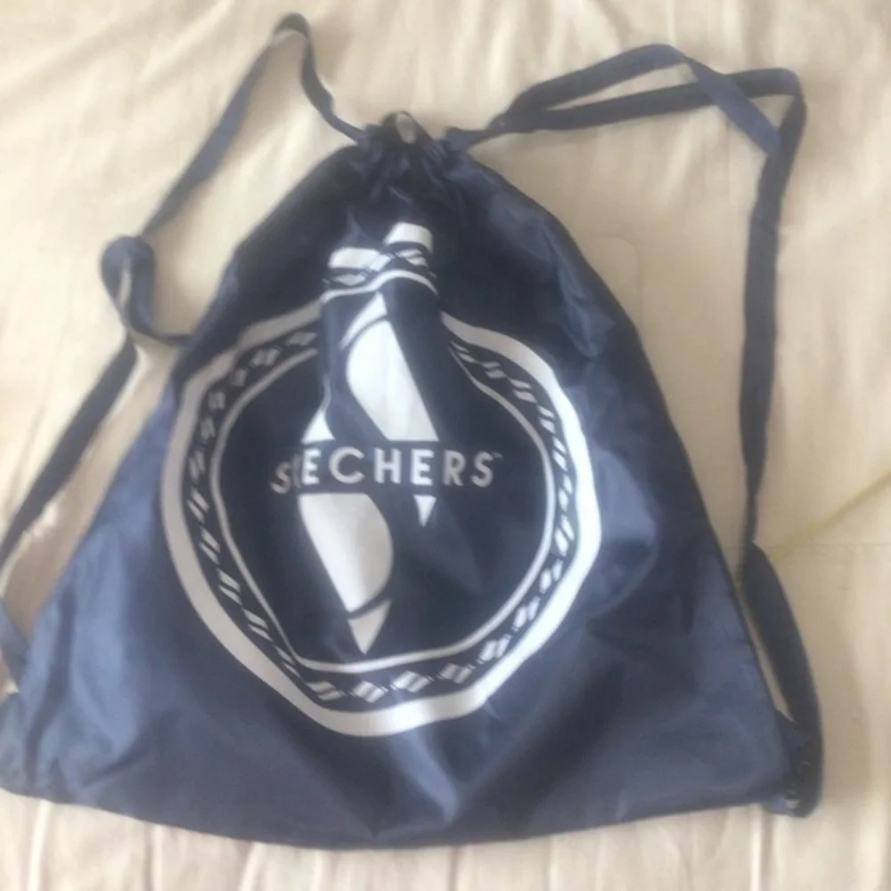 N/A sketchers bag