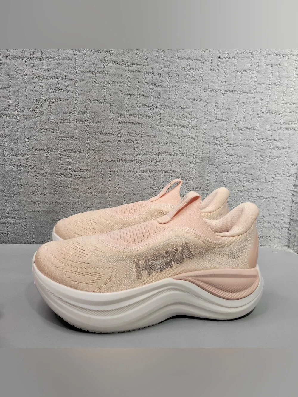 Hoka One One hoka skyward