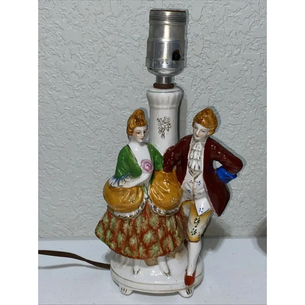 VTG Set Of 2 Made In Occupied Japan Porcelain Lamps Figurines Couples Work READ‎