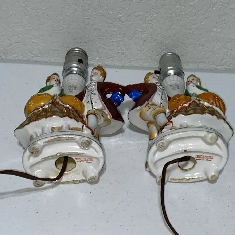 VTG Set Of 2 Made In Occupied Japan Porcelain Lamps Figurines Couples Work READ‎