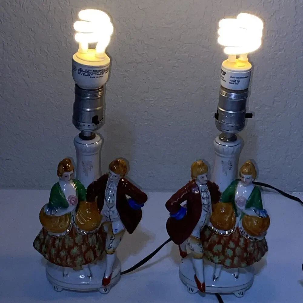 VTG Set Of 2 Made In Occupied Japan Porcelain Lamps Figurines Couples Work READ‎