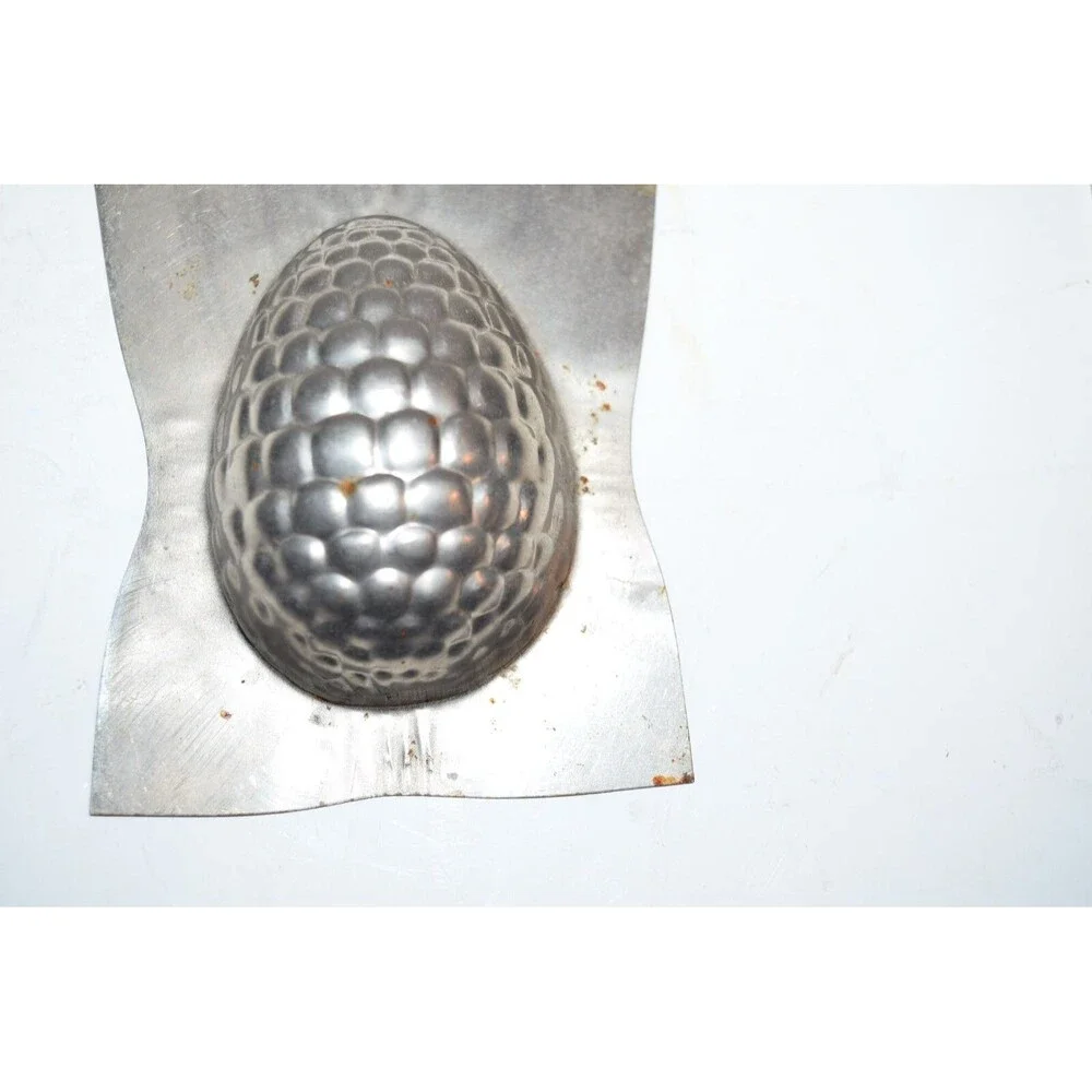 Unbranded vtg chocolate