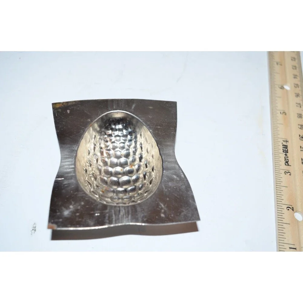 Unbranded vtg chocolate