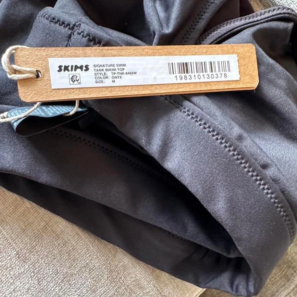 SKIMS msrp $88