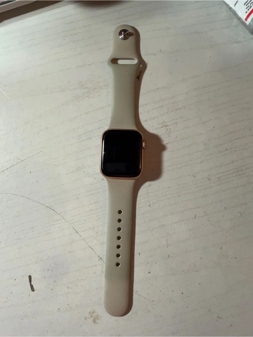 Apple rose gold