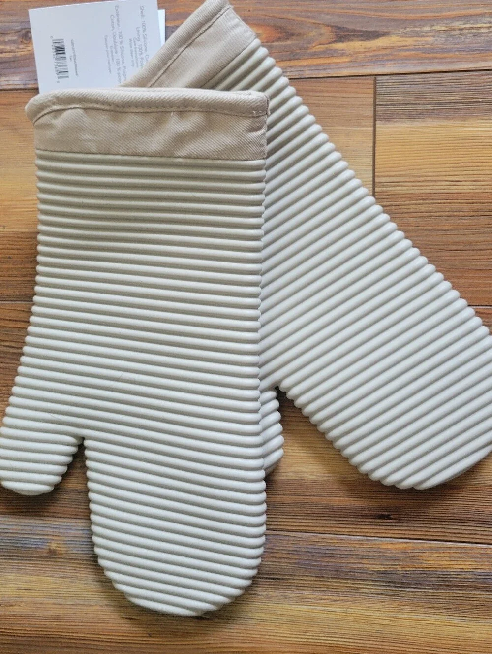 NWT Kitchen Aid Oven Mitts Set Silicone Grip