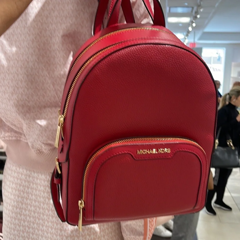 Michael Kors accents tone back