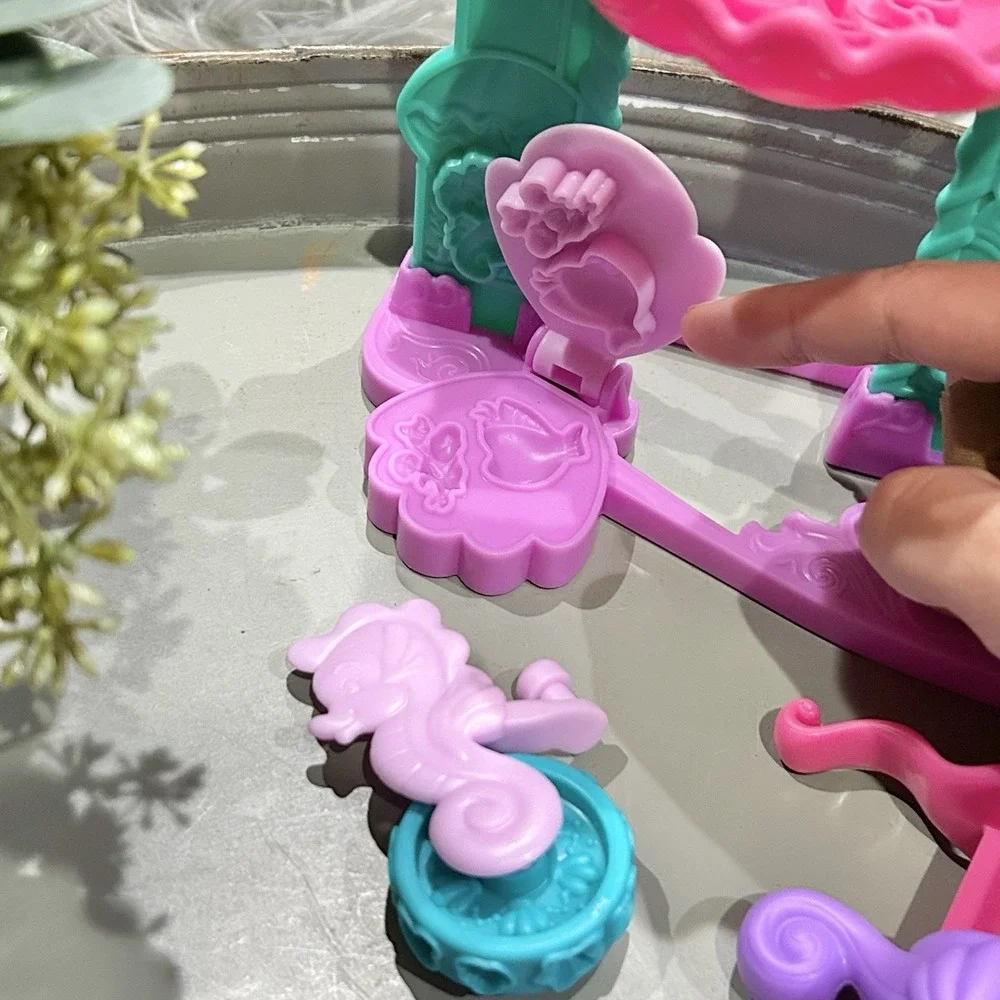Play-Doh own brings this