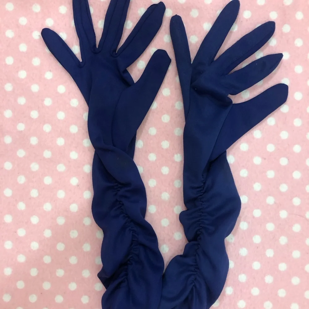 Vintage Ruched Gloves
