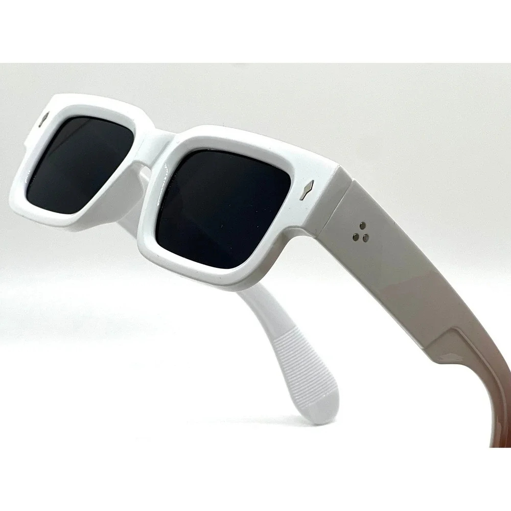N/A bold trendy