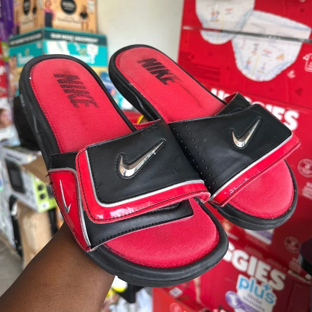 Nike Comfort Slide 2 Men's Sandals Size 9 Red Black