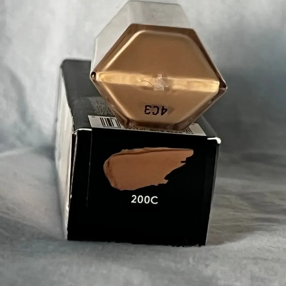 Fenty Beauty give it