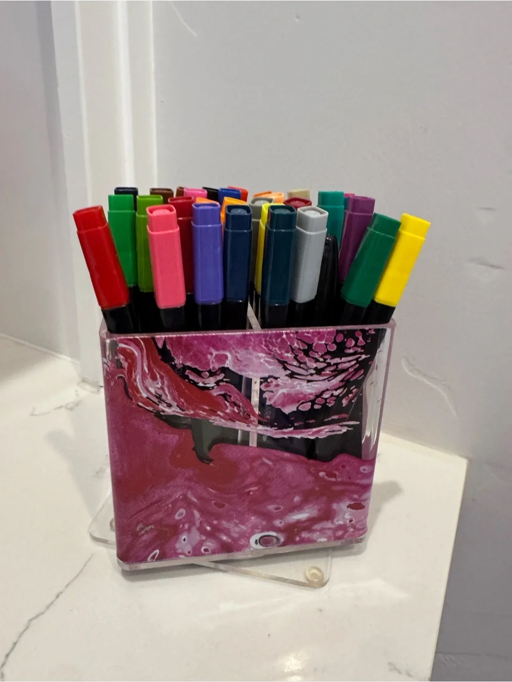 Pink Acrylic Pen Organizer