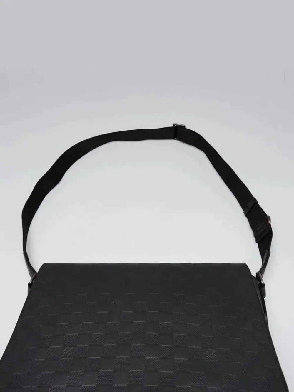 Louis Vuitton description this