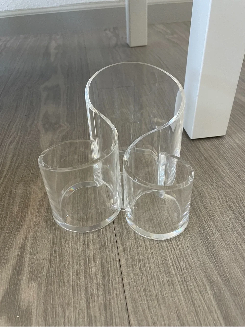 Clear Acrylic Makeup Brush & Cosmetic Holder - Transparent