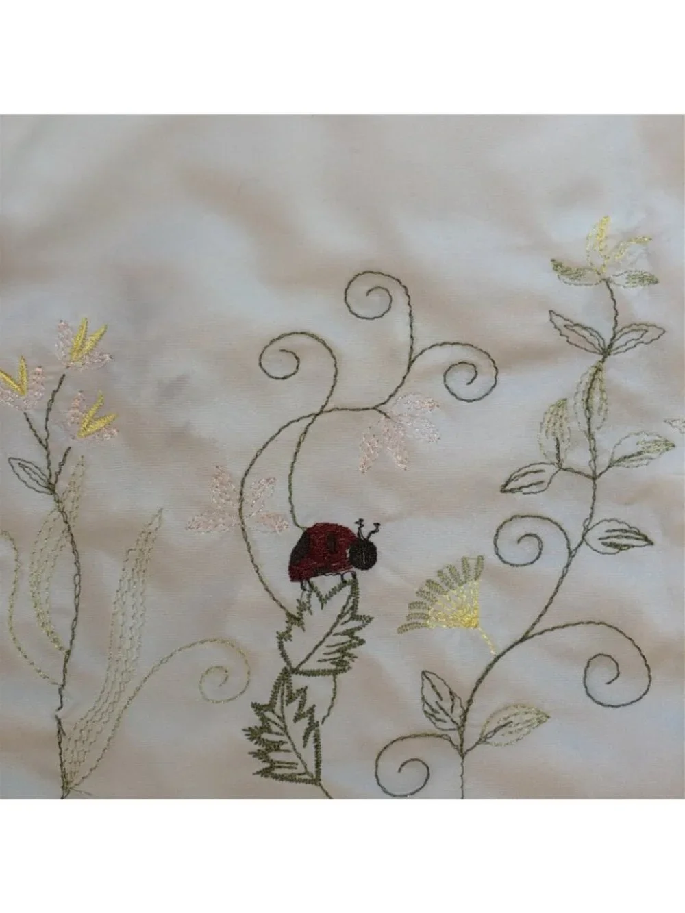 Lorraine Home Fashions lorraine ladybug
