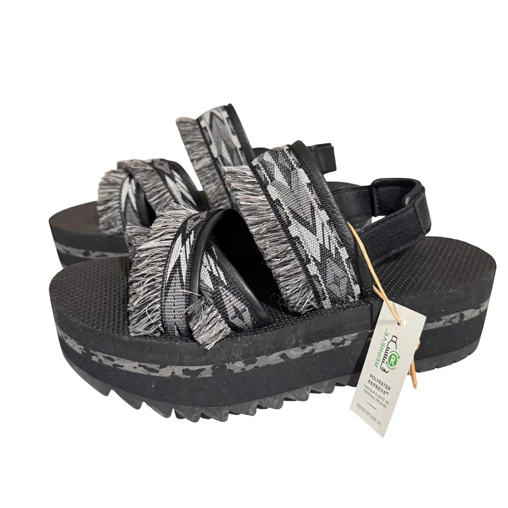 Teva Flatform Universal Fringe Sandals Black Grey Geometric Platform Womens