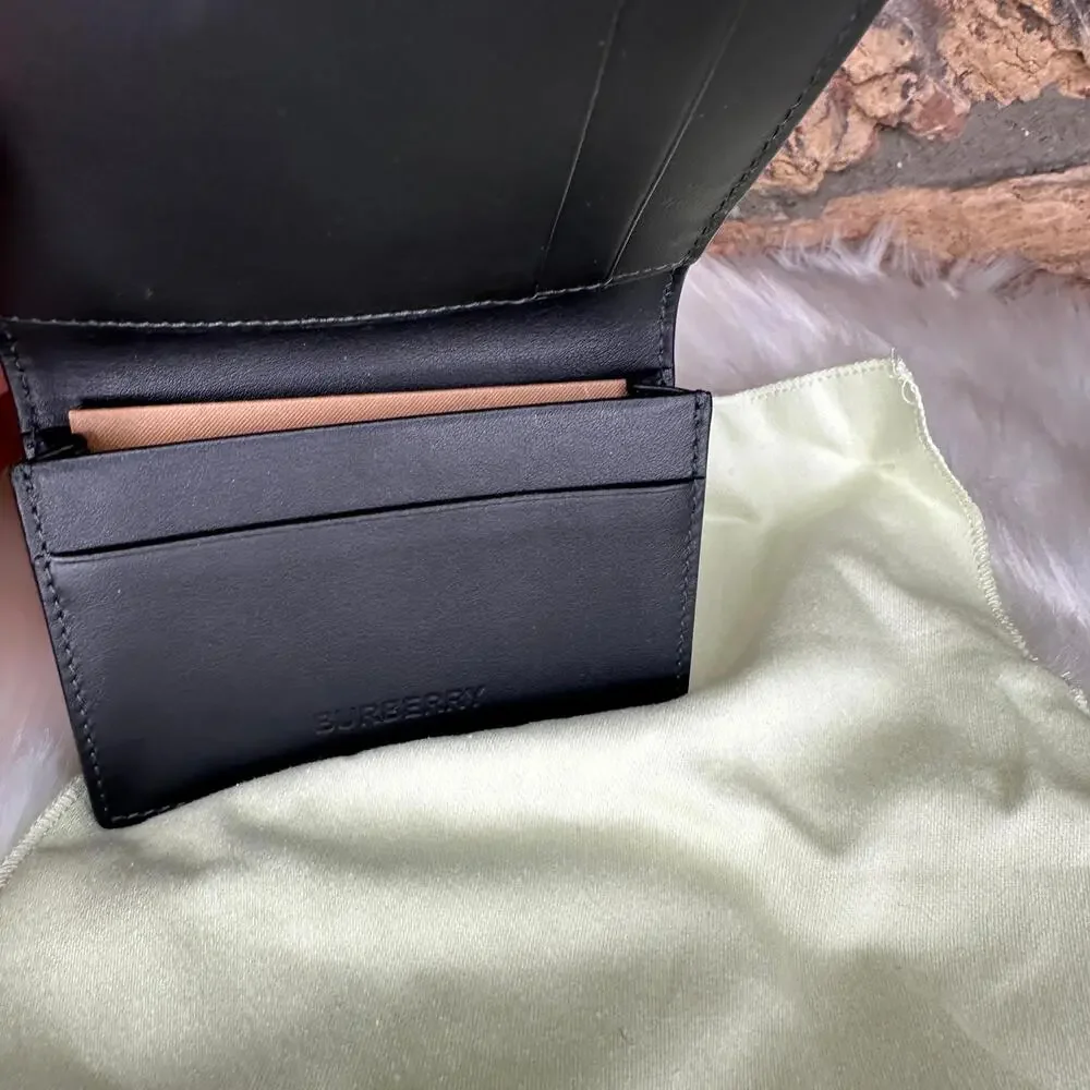 Burberry new box