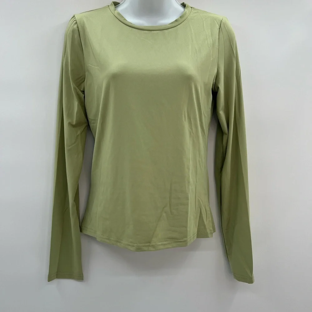 Green Base Layer Top – Women's Large (Stretch, 95% Polyester, 5% Spandex) NWOT