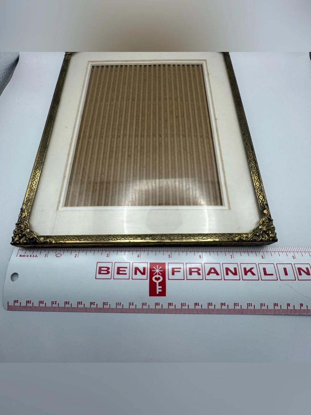 N/A antique 5x7 corner