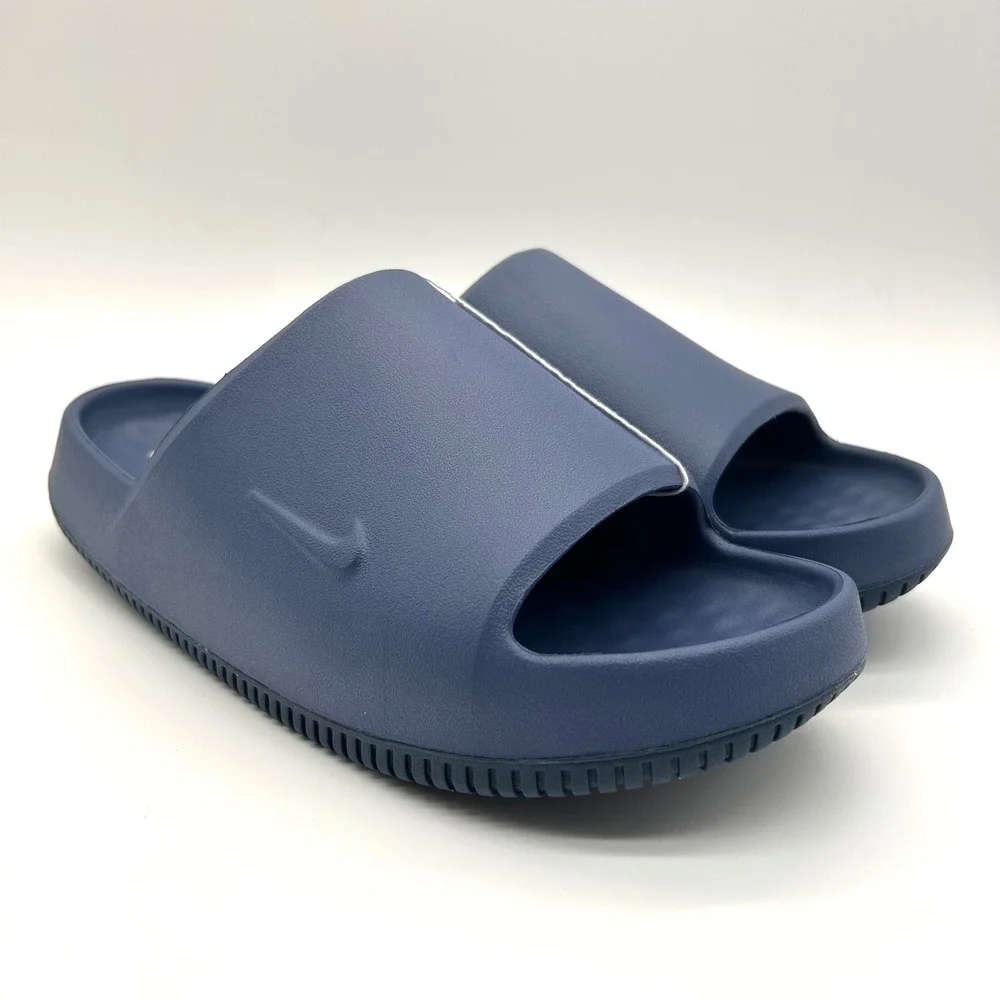 Nike calm slide