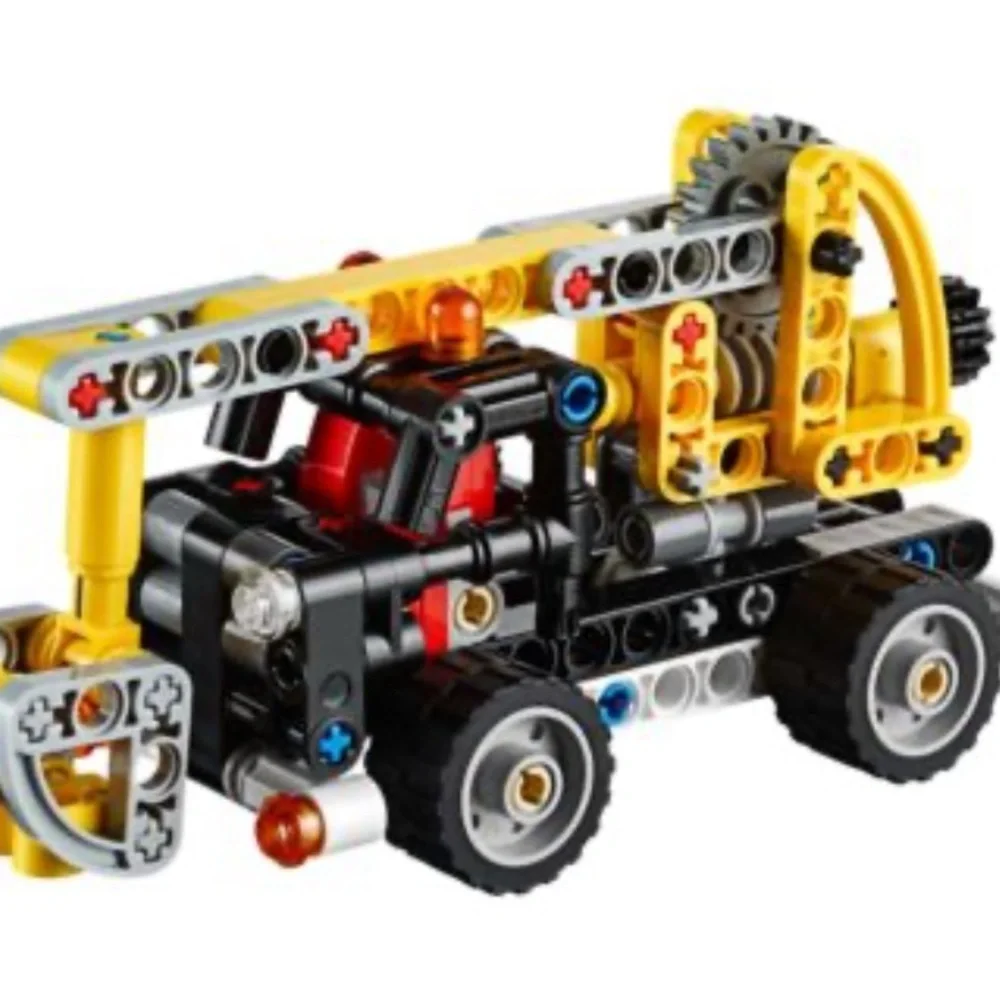 Lego technic cherry picker set 42031 new in sealed box 155 pieces rare & retired
