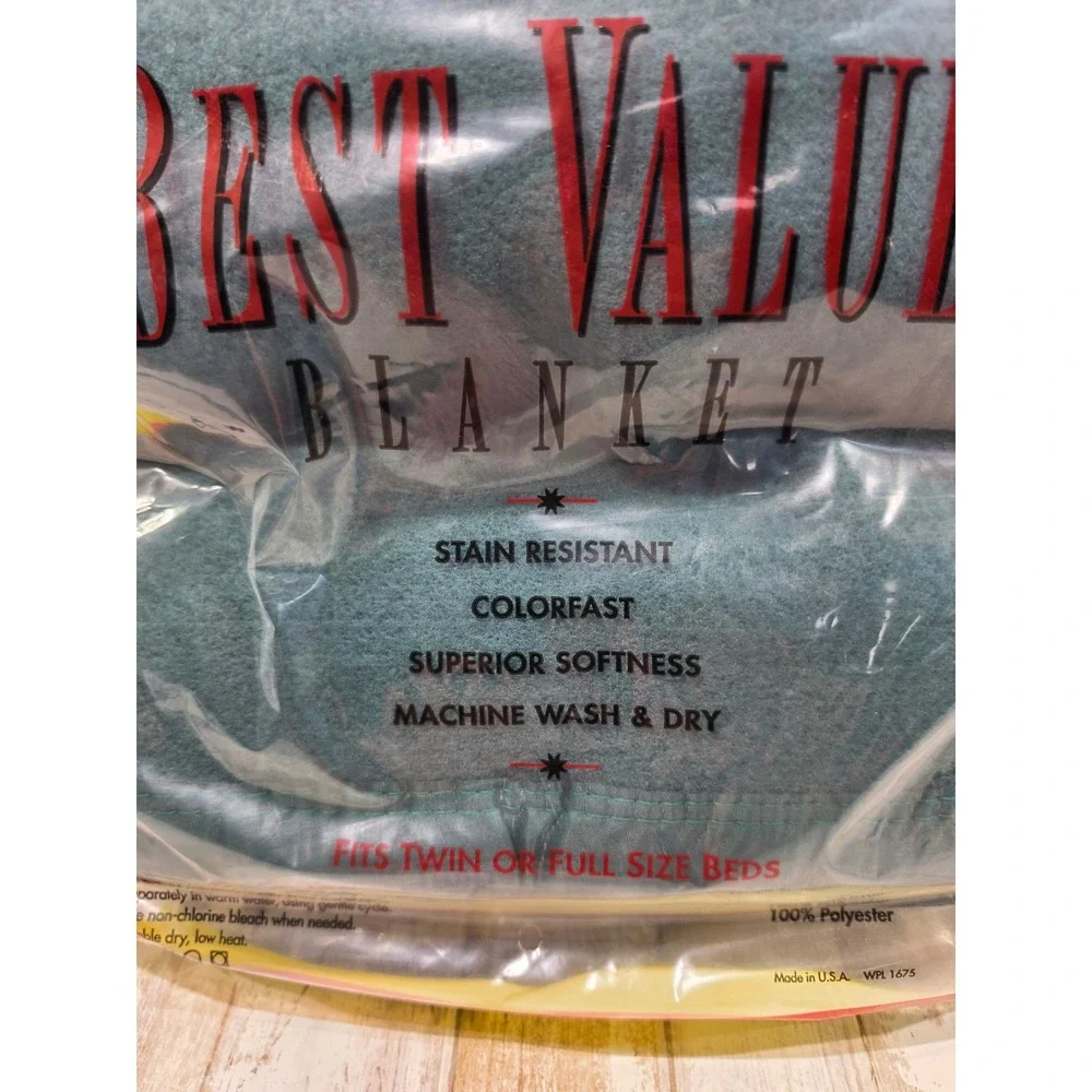 Best Value Blanket mayhave dust