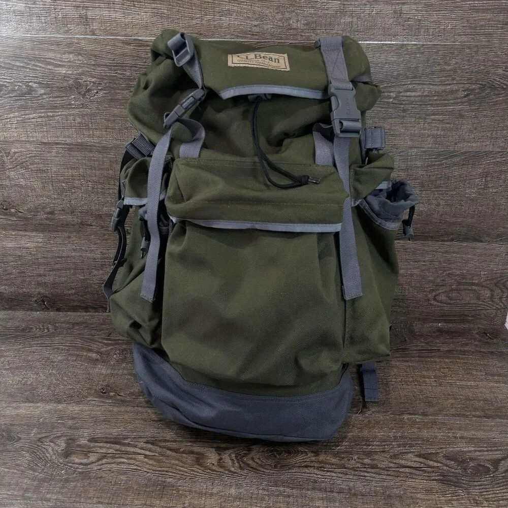 L.L.Bean Continental Backpack Men's Green Canvas Outdoor Padded Rucksack Hiking