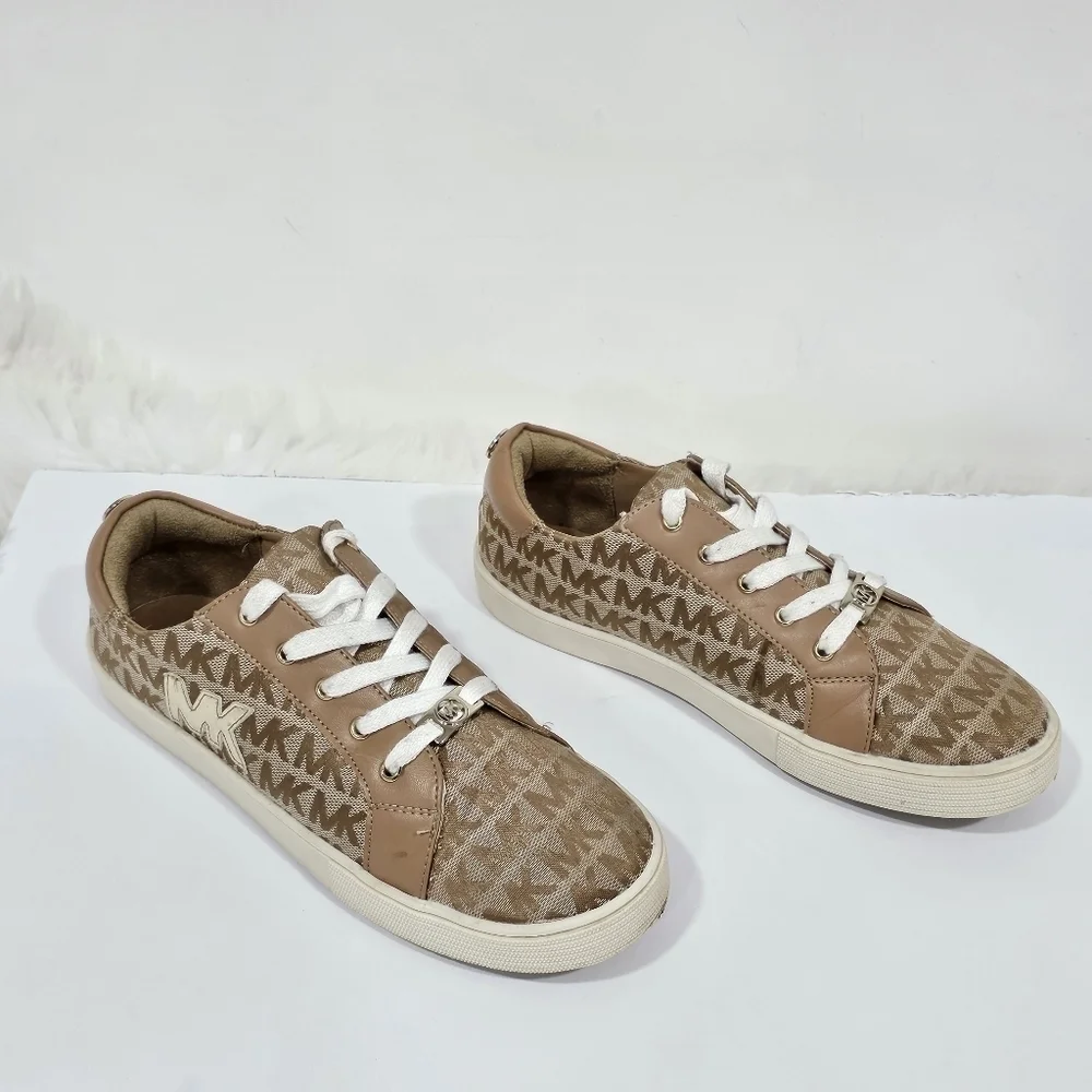 Michael kors women's sneakers brown/tan sz.5