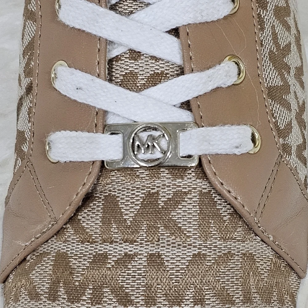 Michael kors women's sneakers brown/tan sz.5