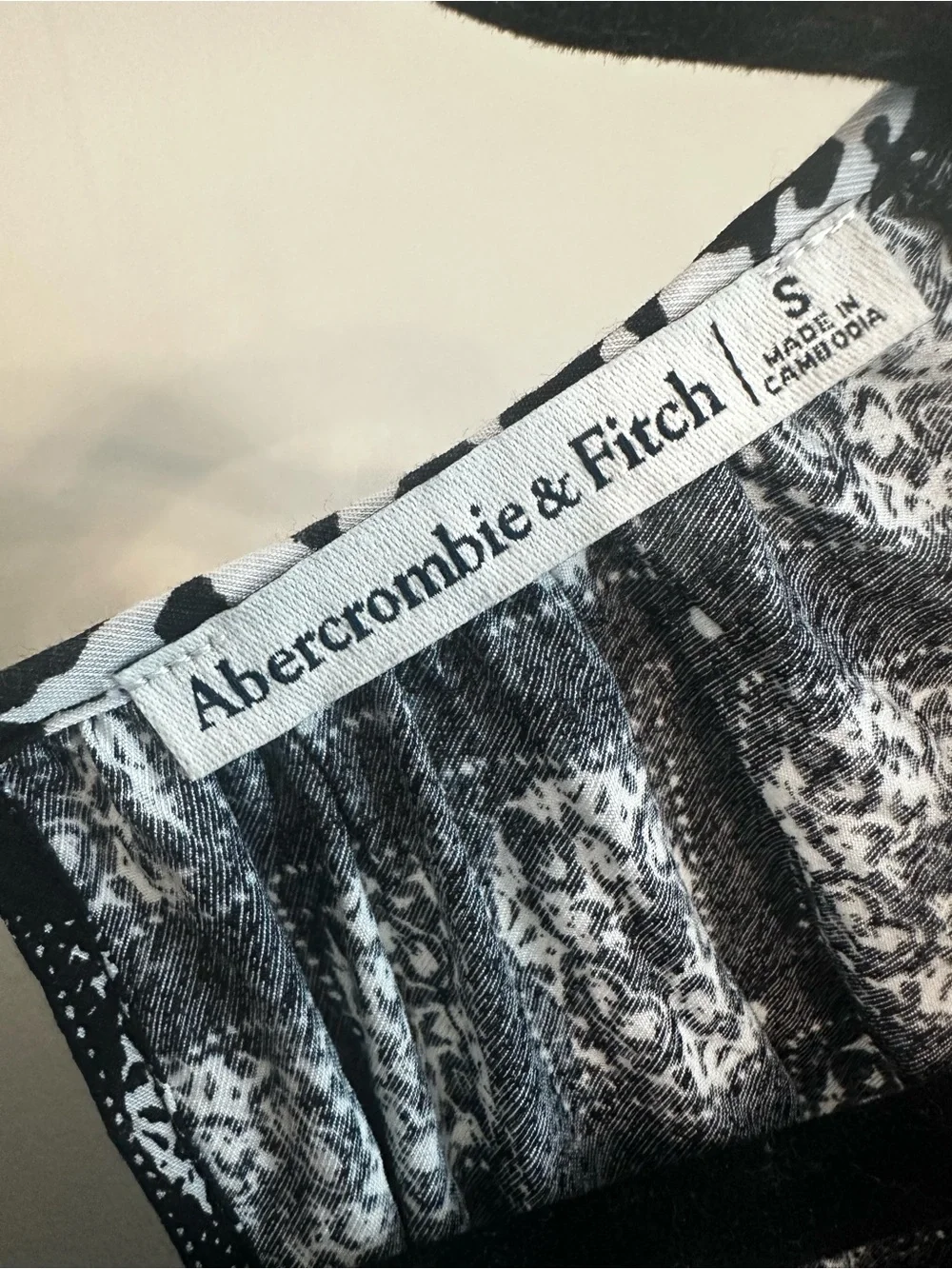 Abercrombie & Fitch stunning dress