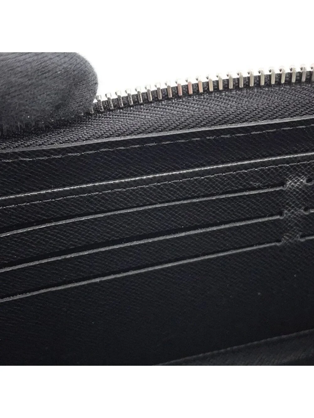 Louis Vuitton Wallet Epi Zippy Black