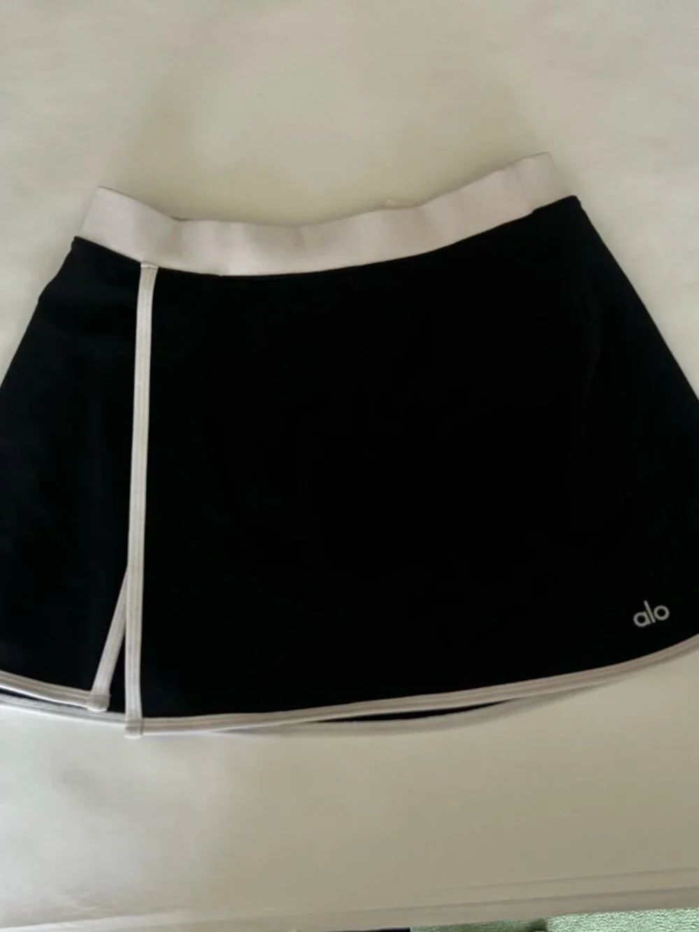 ALO Yoga good skirt