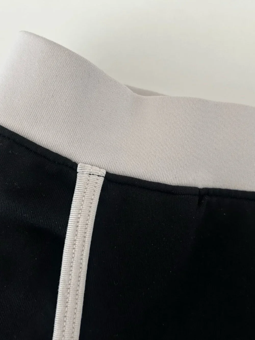 ALO Yoga good skirt