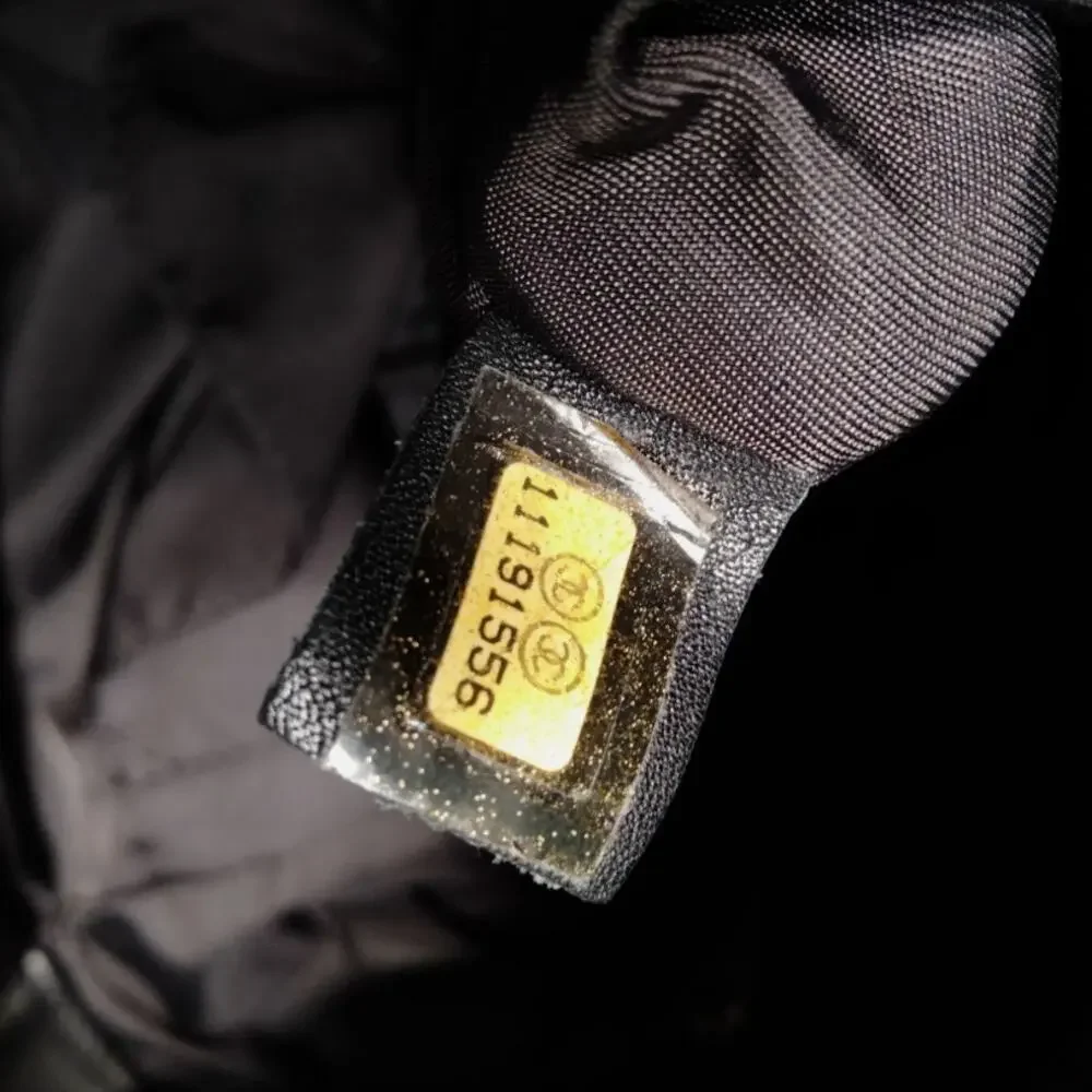 CHANEL elevate your