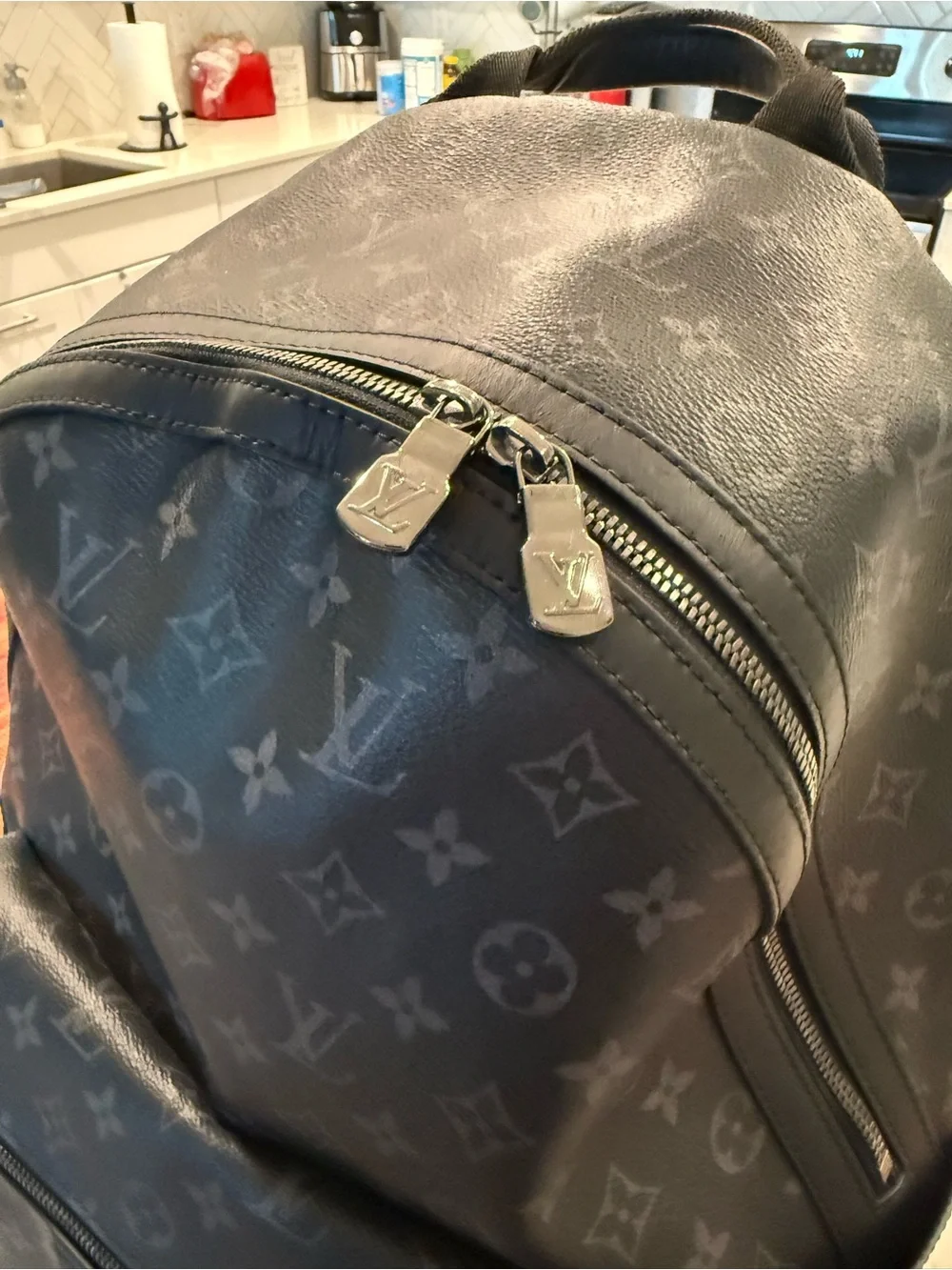 Louis Vuitton selling my