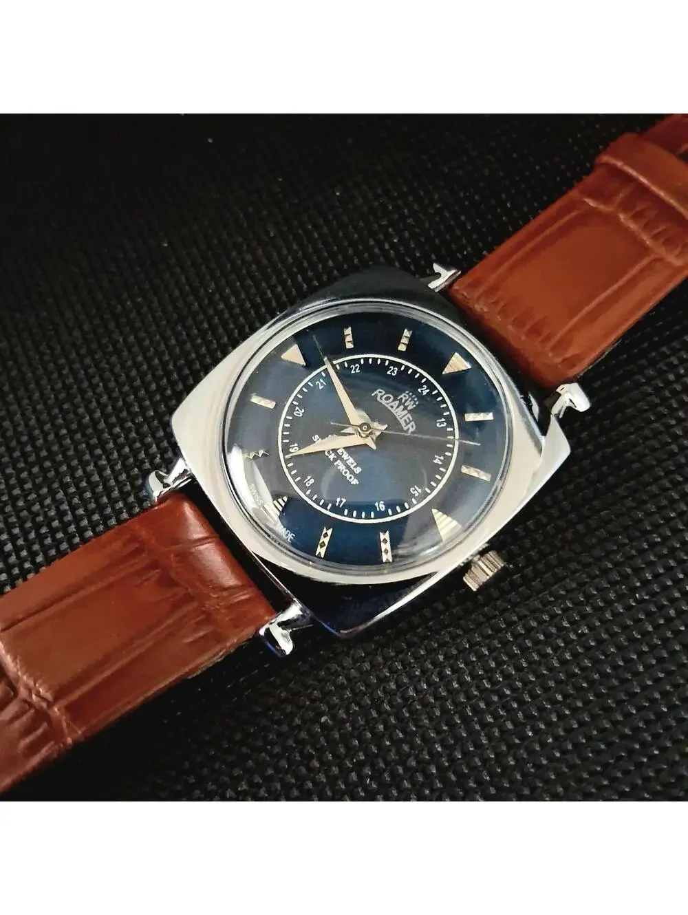 Vintage Roamer Men's Leather Mechanical Watch RARE