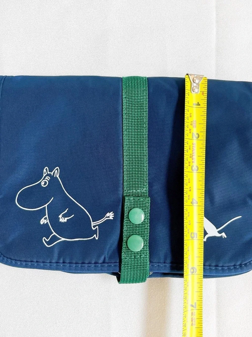 NWOT kawaii Moomin travel makeup and toiletry bag with hook in navy blue