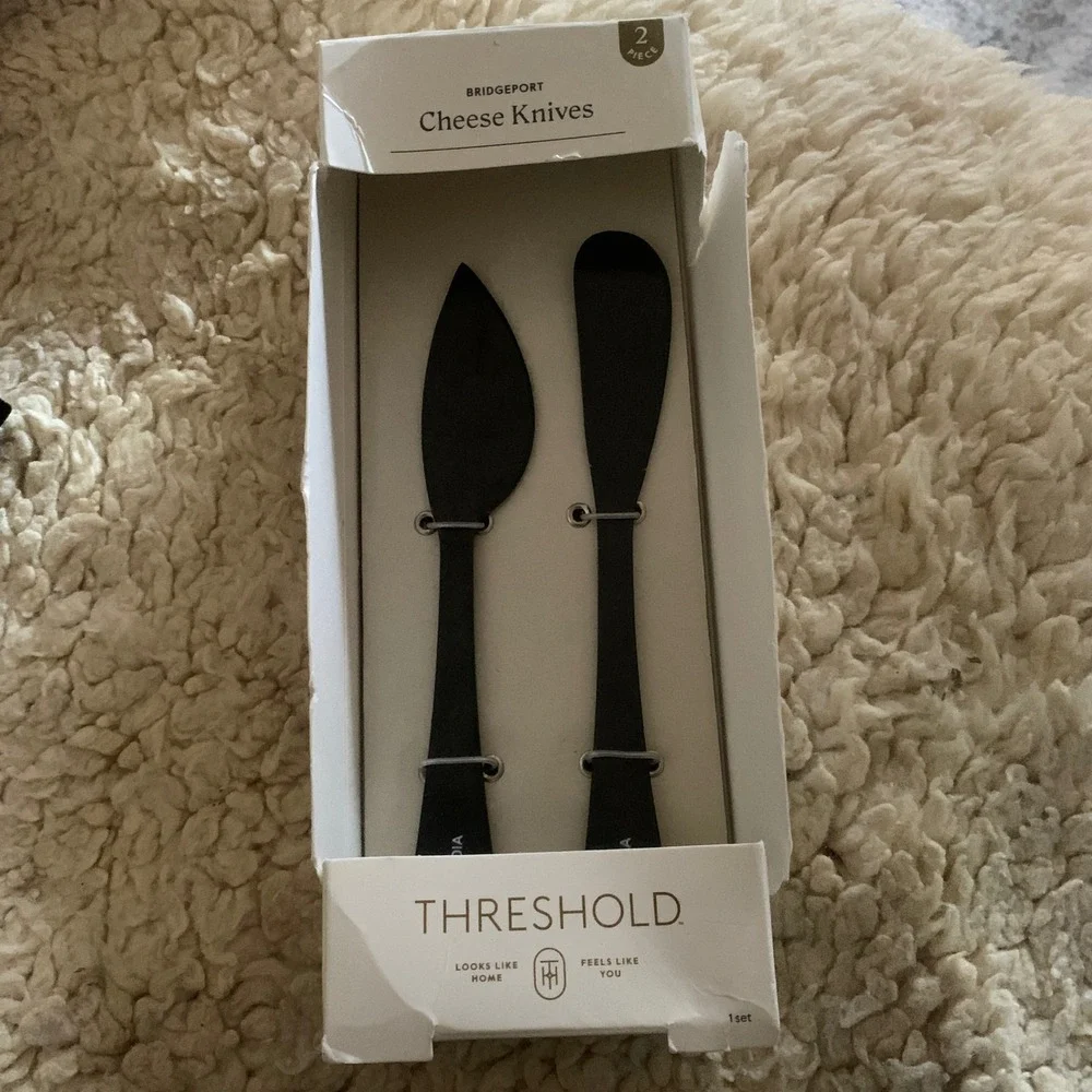 Threshold Bridgeport‎ Black Stylish Cheese Knives