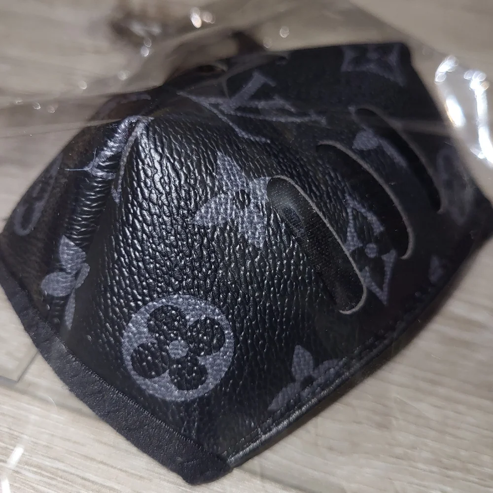 Louis Vuitton size washable bundle