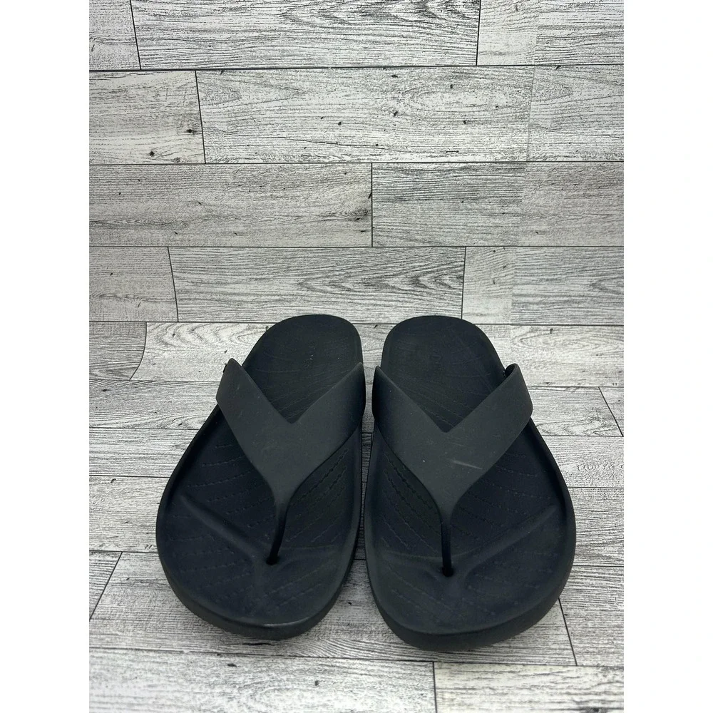 CROCS flip flop