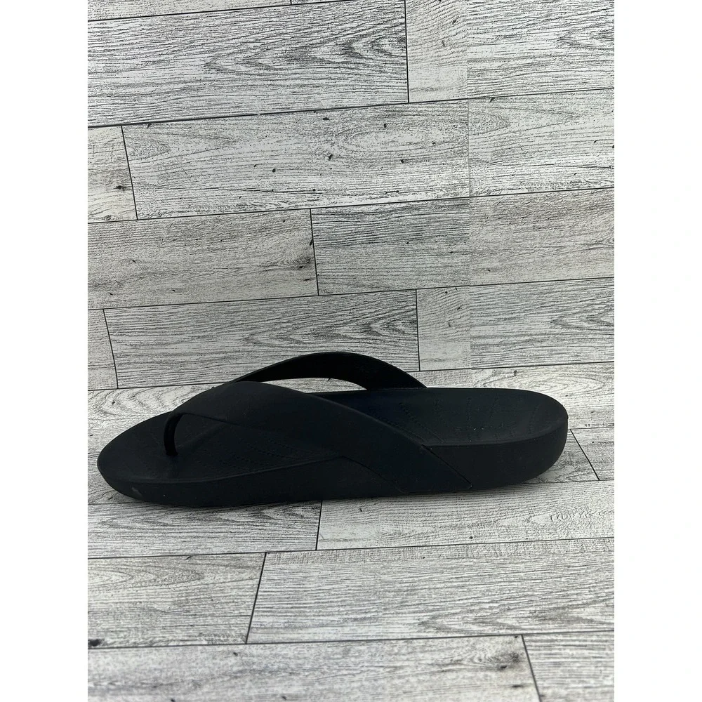 CROCS flip flop