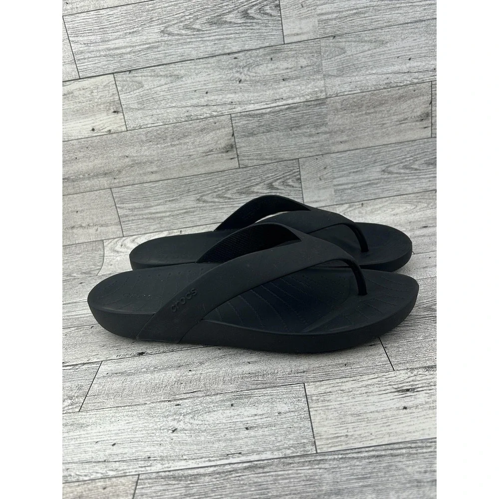 CROCS flip flop